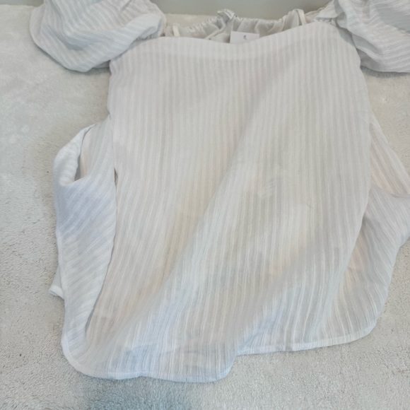 Club Monaco Malaina Off Shoulder Puffed Sleeve Top size 6 - Picture 15 of 16